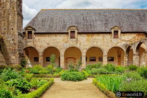 Cloître