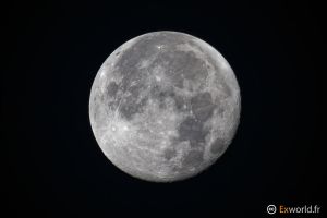 Full moon morning