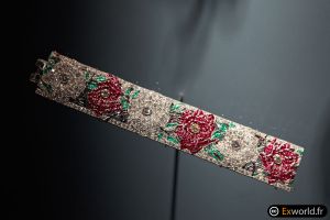 Bracelet fleurs enlacées